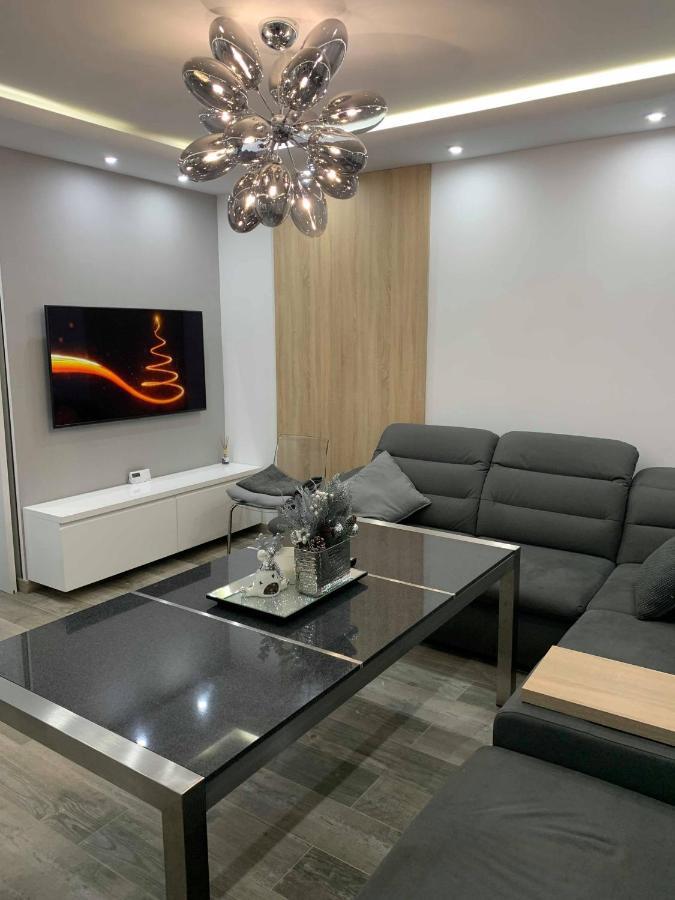 Prestige Line Apartament Apartment Legnica Luaran gambar