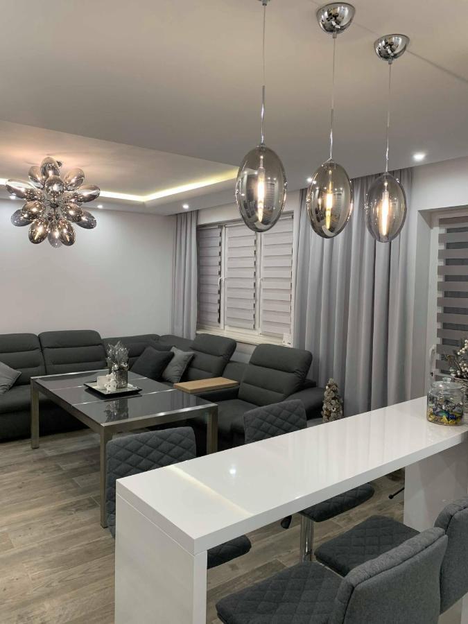 Prestige Line Apartament Legnica Luaran gambar