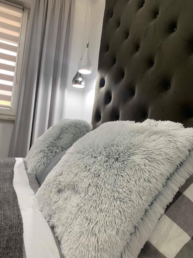 Prestige Line Apartament Legnica Luaran gambar