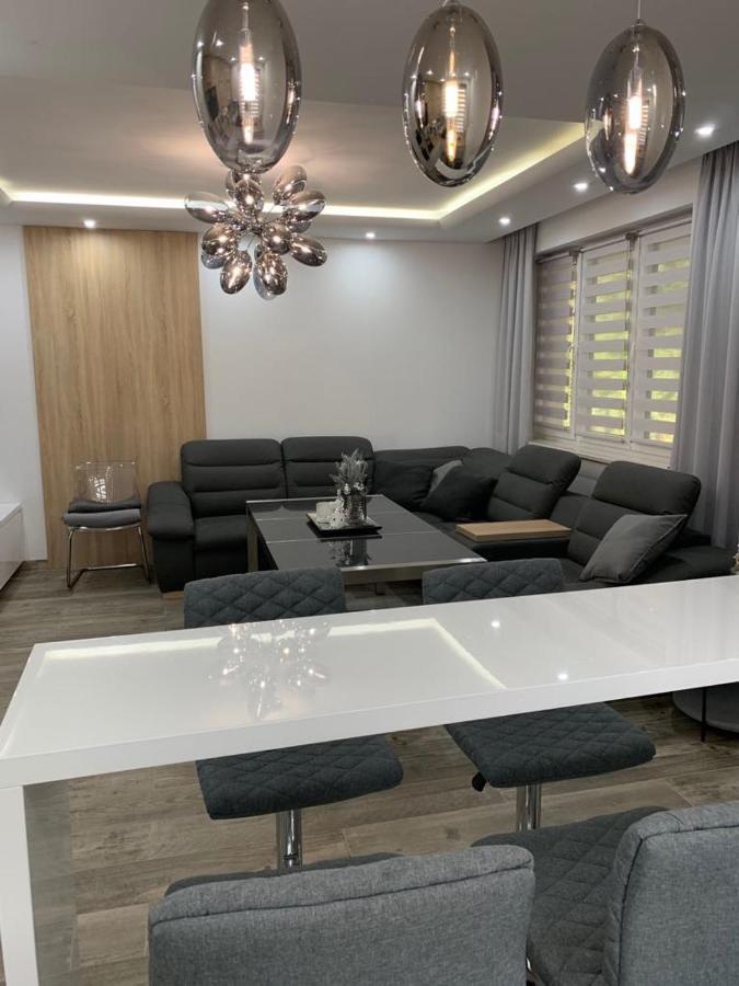 Prestige Line Apartament Legnica Luaran gambar