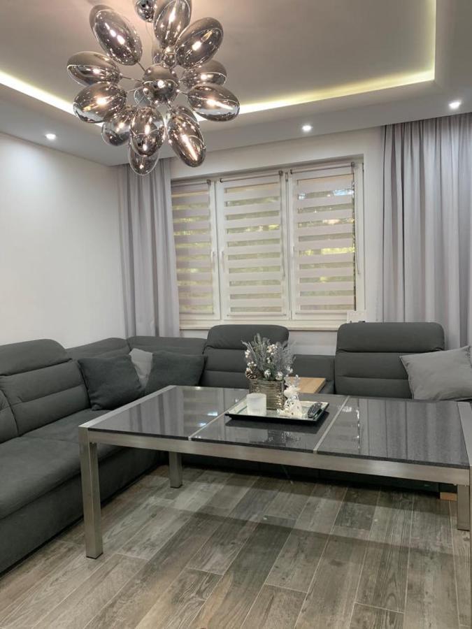Prestige Line Apartament Legnica Luaran gambar